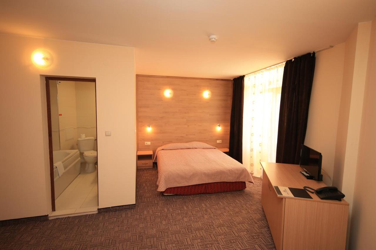 בניה Thermal Spa Hotel Roman Bath מראה חיצוני תמונה